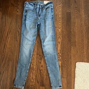 BRAND NEW WITH TAGS JEANS AE
